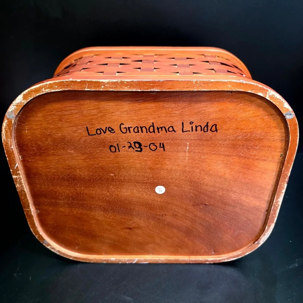 Handwoven Basket Swing Handle Lid Liner Wood Tray Brown Leaf Pattern Cottagecore